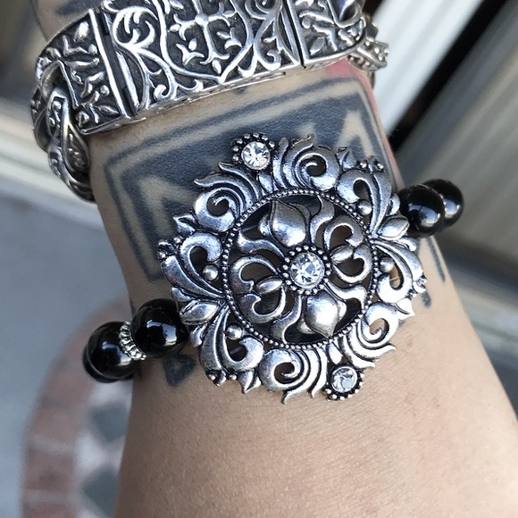 Onyx gothic bracelet . victorian gothic silver cz flower & black onyx gemstones - Picture 8 of 10